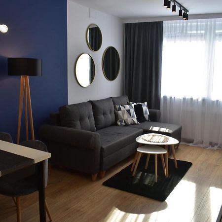Apartament W Centrum Przy Parku Na Wyspie ピワ エクステリア 写真