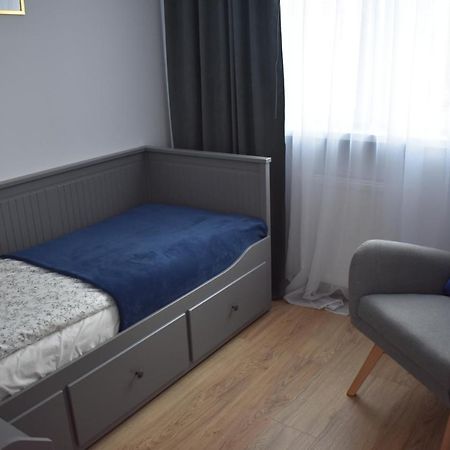 Apartament W Centrum Przy Parku Na Wyspie ピワ エクステリア 写真