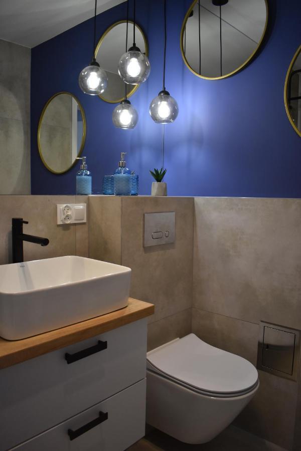 Apartament W Centrum Przy Parku Na Wyspie ピワ エクステリア 写真