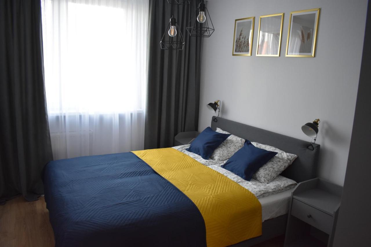 Apartament W Centrum Przy Parku Na Wyspie ピワ エクステリア 写真